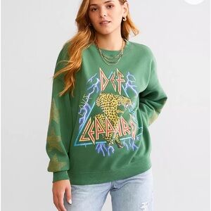 Goodie Two Sleeves Def Leppard Band Pullover Sweatshirt. Size 3X.